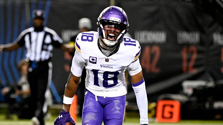 Minnesota Vikings wide receiver Justin Jefferson (18) reacts after scoring a touchdown against the Chicago Bears during the second half at Soldier Field. Mandatory Credit: Matt Marton-Imagn Images Minnesota Vikings wide receiver Justin Jefferson (18) reacts after scoring a touchdown against the Chicago Bears during the second half at Soldier Field. Mandatory Credit: Matt Marton-Imagn Images