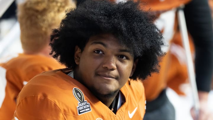 Dec 21, 2024; Austin, Texas, USA; Texas Longhorns offensive lineman Daniel Cruz (51) against the Clemson Tigers during the CFP National playoff first round at Darrell K Royal-Texas Memorial Stadium. Mandatory Credit: Mark J. Rebilas-Imagn Images Dec 21, 2024; Austin, Texas, USA; Texas Longhorns offensive lineman Daniel Cruz (51) against the Clemson Tigers during the CFP National playoff first round at Darrell K Royal-Texas Memorial Stadium. Mandatory Credit: Mark J. Rebilas-Imagn Images