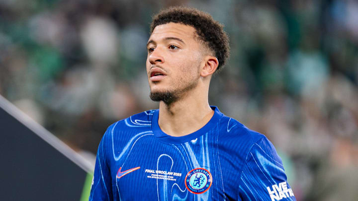 Jadon Sancho is in talks over a move away from Man Utd.