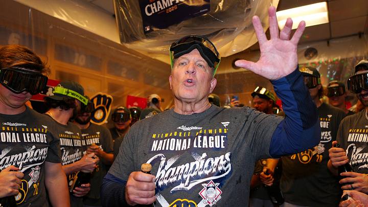 Championship Series - Milwaukee Brewers v Los Angeles Dodgers - Game 4