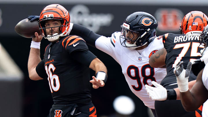 Chicago Bears defensive lineman Montez Sweat (98) deflects a pass attempt by Cincinnati Bengals quarterback Joe Flacco (16) in the second quarter of the NFL football game between Chicago Bears and Cincinnati Bengals at Paycor Stadium in Cincinnati on Nov. 2, 2025.