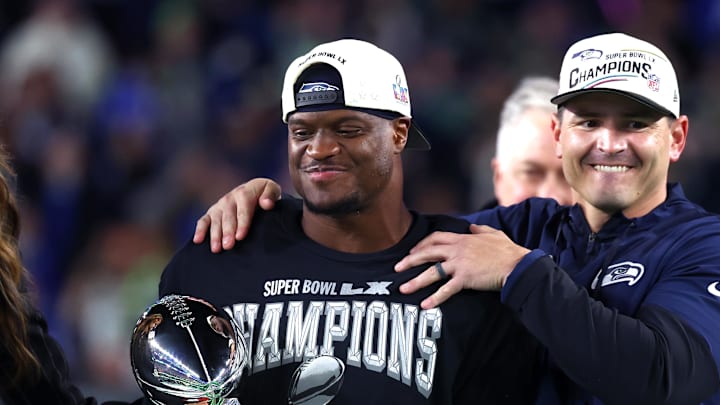 Seattle Seahawks running back Kenneth Walker III (9)