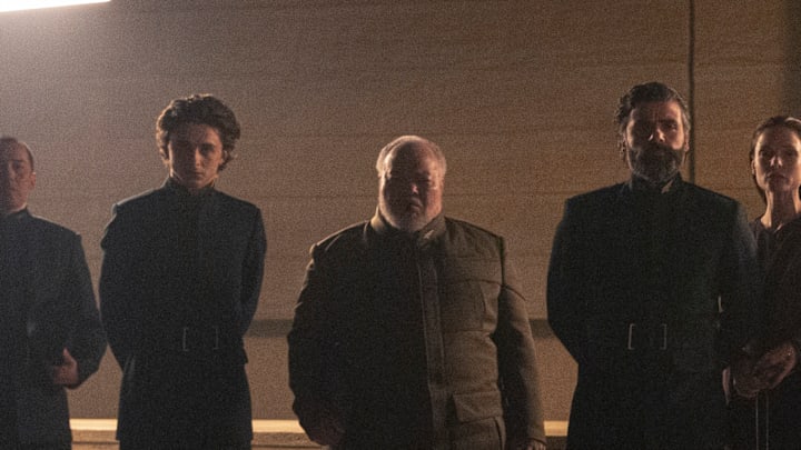 (L-r) TIMOTHÉE CHALAMET as Paul Atreides, STEPHEN MCKINLEY HENDERSON as Thufir Hawat, OSCAR ISAAC as Duke Leto Atreides, REBECCA FERGUSON as Lady Jessica Atreides, JOSH BROLIN as Gurney Halleck and JASON MOMOA as Duncan Idaho in Warner Bros. Pictures and Legendary Pictures’ action adventure “DUNE,” a Warner Bros. Pictures release. Courtesy of Warner Bros. Pictures and Legendary Pictures, Chiabella James
