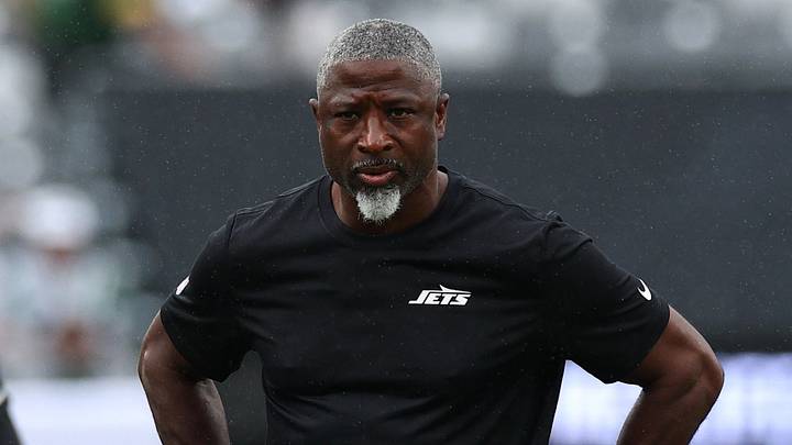 New York Jets head coach Aaron Glenn New York Jets head coach Aaron Glenn
