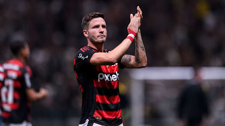 Saúl é uma das novidades na lista de inscritos do Flamengo