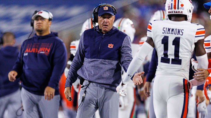 Hugh Freeze battled food poisoning to join his Auburn Tigers team in Kentucky, and his players took notice.