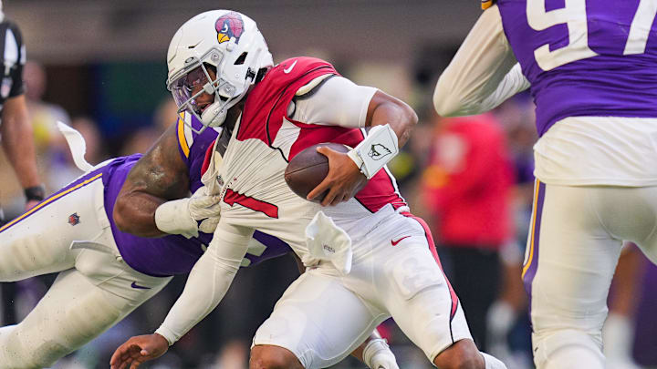 Oct 30, 2022; Minneapolis, Minnesota, USA; Arizona Cardinals quarterback Kyler Murray (1) is tackled by Minnesota Vikings linebacker Za'Darius Smith (55) in the fourth quarter at U.S. Bank Stadium. Oct 30, 2022; Minneapolis, Minnesota, USA; Arizona Cardinals quarterback Kyler Murray (1) is tackled by Minnesota Vikings linebacker Za'Darius Smith (55) in the fourth quarter at U.S. Bank Stadium.