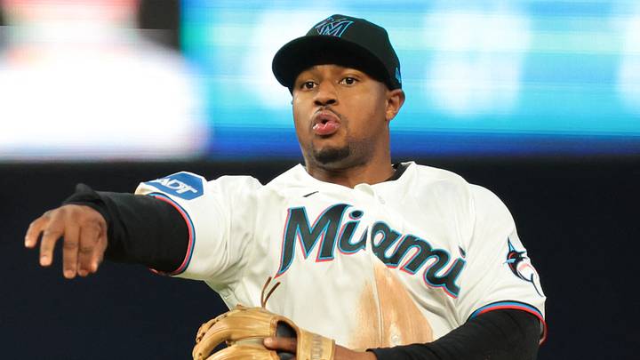Miami Marlins second baseman Xavier Edwards (9) throws