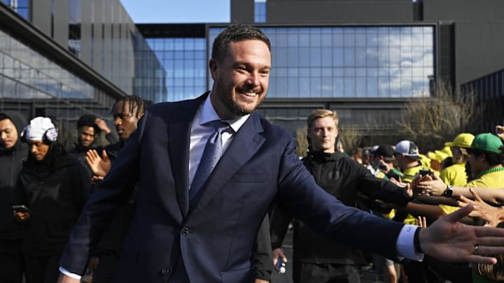 Oregon Ducks USC Trojans Lincoln Riley Dan Lanning Dante Moore Jayden Maiava injuries rivalry schedule time big ten playoff tv