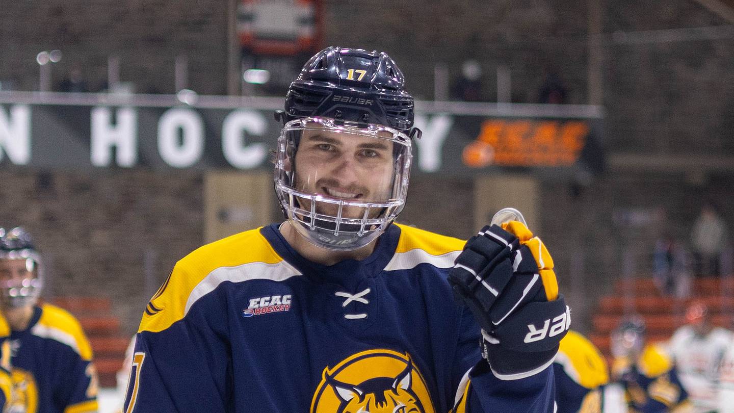 This Week's Bracketology as College Hockey Zeros in on Postseason ...
