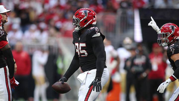 The Atlanta Falcons made a preseason trade with the Chicago Bears for Gervon Dexter Sr. The Atlanta Falcons made a preseason trade with the Chicago Bears for Gervon Dexter Sr.