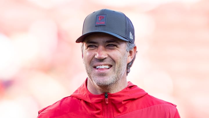 Atlanta Falcons offensive coordinator Zac Robinson before the game against the San Francisco 49ers at Levi's Stadium. Atlanta Falcons offensive coordinator Zac Robinson before the game against the San Francisco 49ers at Levi's Stadium.