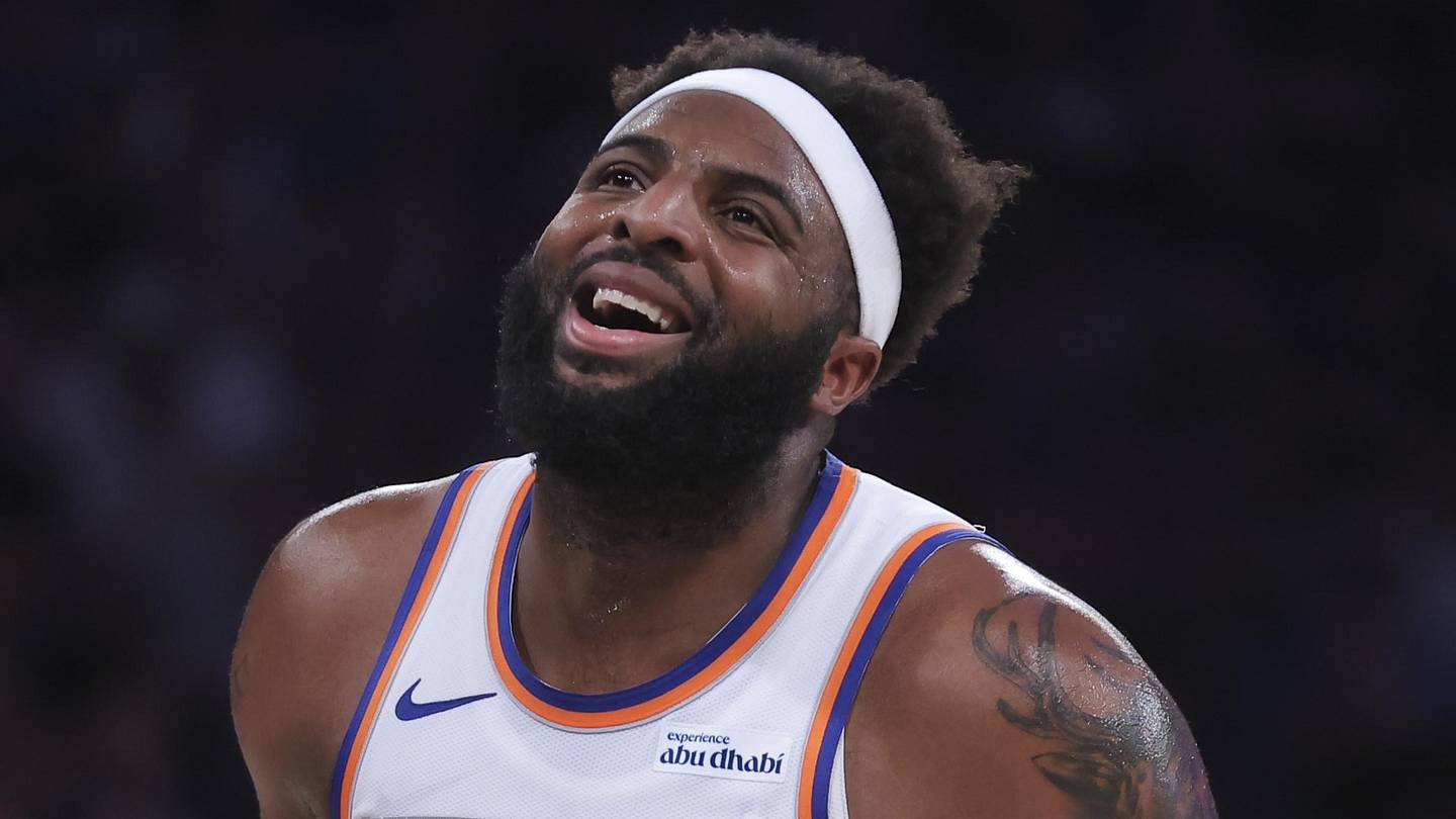 Mitchell Robinson's future with the Knicks may have just changed twice in one trade