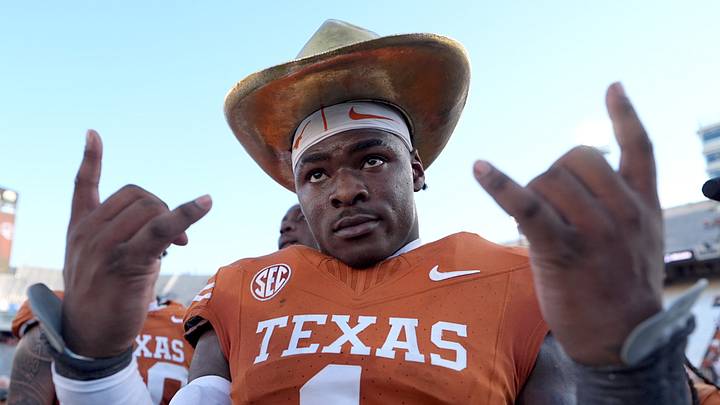 Texas Longhorns DE Colin Simmons Texas Longhorns DE Colin Simmons
