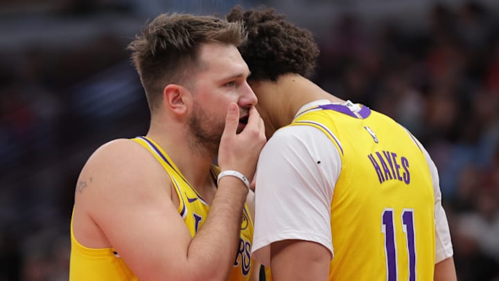 NBA: MAR 27 Lakers at Bulls NBA: MAR 27 Lakers at Bulls