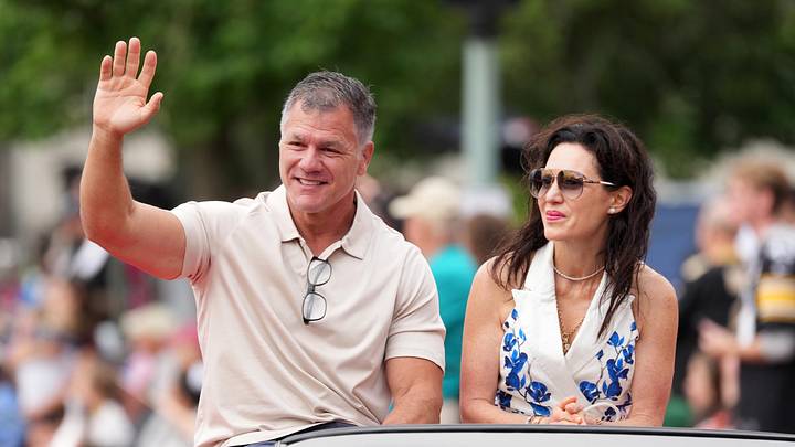 Adam Vinatieri with Indianapolis Colts co-owner Carlie Irsay-Gordon