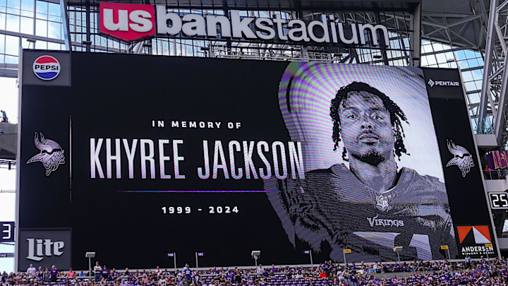 The family of former University of Oregon and Maryland high school football star Khyree Jackson, who was killed in a car accident just weeks after being selected by Minnesota Vikings in the 2024 NFL Draft, has established a scholarship in his honor at Dr. Henry Wise High School.