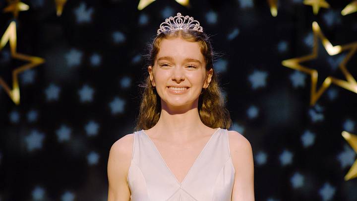 Summer H. Howell in Carrie. Summer H. Howell in Carrie.