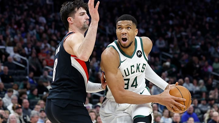Portland Trail Blazers v Milwaukee Bucks