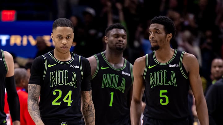 New Orleans Pelicans guard Jordan Hawkins (24) and forwards Zion Williamson (17) and Herbert Jones (5) against the Miami Heat at Smoothie King Center. 