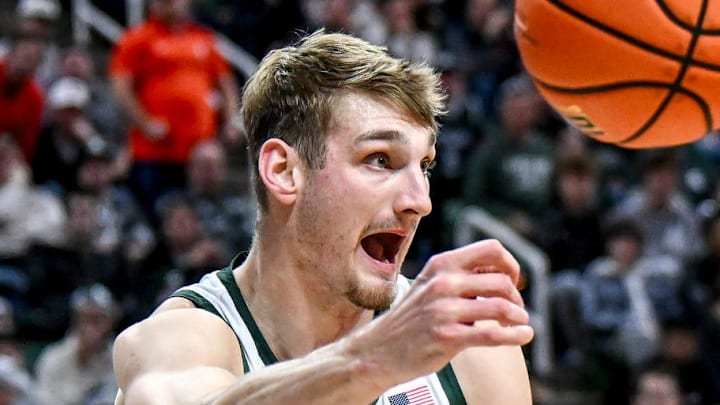 Michigan State's Carson Cooper passes the ball against Illinois during the first half on Saturday, Feb. 7, 2026, at the Breslin Center in East Lansing.