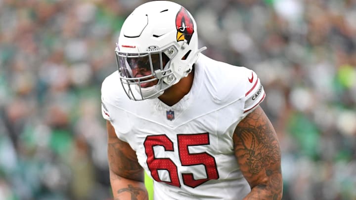 Elijah Wilkinson will step into the right tackle spot in place of the injured Kaleb McGary and Storm Norton. Elijah Wilkinson will step into the right tackle spot in place of the injured Kaleb McGary and Storm Norton.