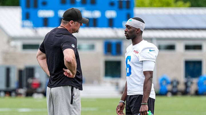 Detroit Lions head coach Dan Campbell speaks with cornerback Terrion Arnold after practice during minicamp Detroit Lions head coach Dan Campbell speaks with cornerback Terrion Arnold after practice during minicamp