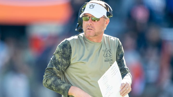 There's a QB in the transfer portal who can be a good plug-and-play fit for Hugh Freeze's Auburn football offense