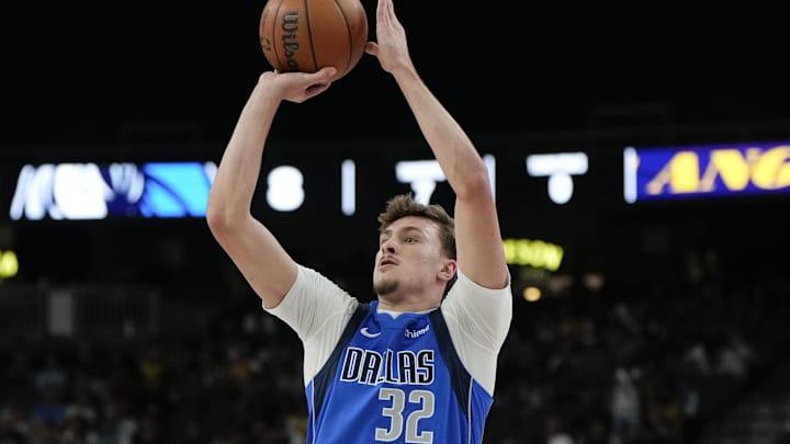 Oct 15, 2025; Las Vegas, Nevada, USA; Dallas Mavericks forward Cooper Flagg (32) shoots the ball during the first half against the Los Angeles Lakers at T-Mobile Arena. Mandatory Credit: Lucas Peltier-Imagn Images Oct 15, 2025; Las Vegas, Nevada, USA; Dallas Mavericks forward Cooper Flagg (32) shoots the ball during the first half against the Los Angeles Lakers at T-Mobile Arena. Mandatory Credit: Lucas Peltier-Imagn Images