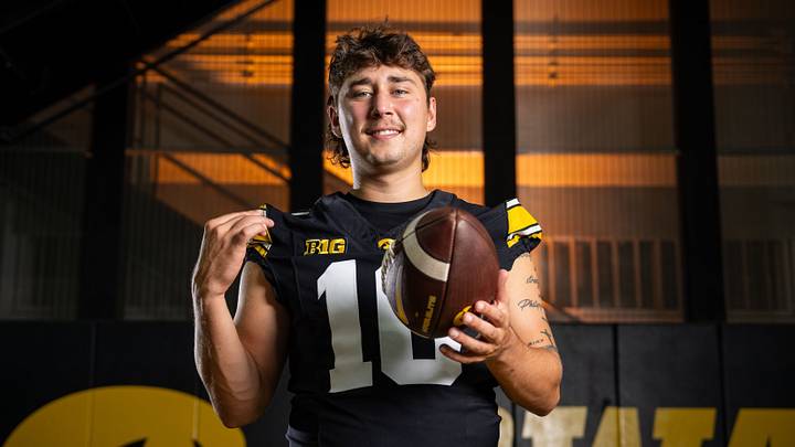 Iowa quarterback Jeremy Hecklinski (10) stands for a portrait during Hawkeye football media day, Friday, Aug. 14, 2026, in Iowa City. Iowa quarterback Jeremy Hecklinski (10) stands for a portrait during Hawkeye football media day, Friday, Aug. 14, 2026, in Iowa City.