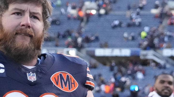 Chicago Bears guard Joe Thuney