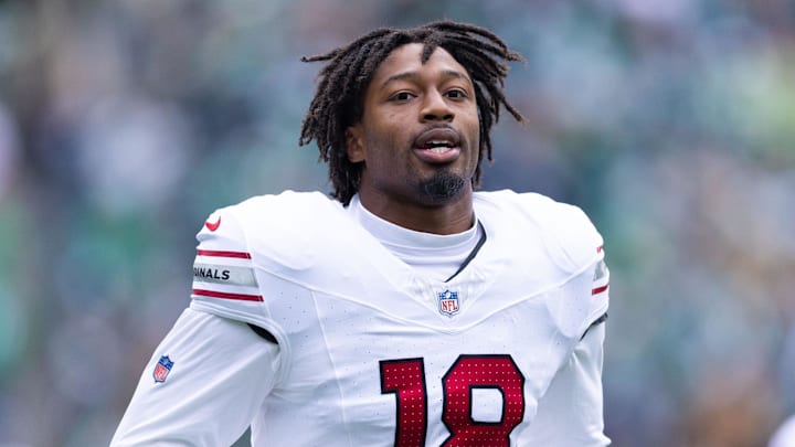 Dec 31, 2023; Philadelphia, Pennsylvania, USA; Arizona Cardinals linebacker BJ Ojulari (18) before action against the Philadelphia Eagles at Lincoln Financial Field. Mandatory Credit: Bill Streicher-Imagn Images Dec 31, 2023; Philadelphia, Pennsylvania, USA; Arizona Cardinals linebacker BJ Ojulari (18) before action against the Philadelphia Eagles at Lincoln Financial Field. Mandatory Credit: Bill Streicher-Imagn Images