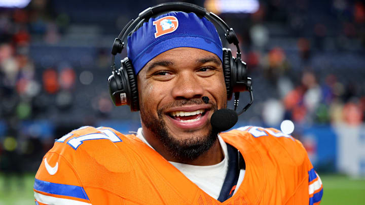 Las Vegas Raiders v Denver Broncos Las Vegas Raiders v Denver Broncos