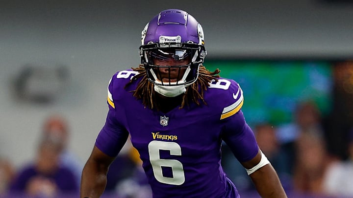 Minnesota Vikings safety Lewis Cine