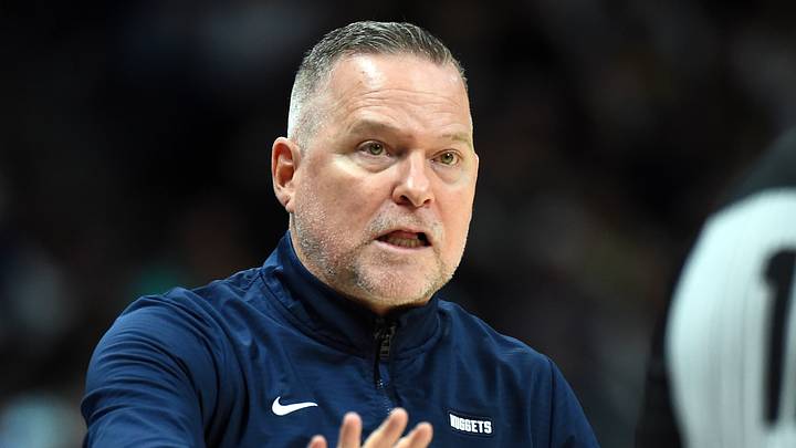 Feb 22, 2025; Denver, Colorado, USA; Denver Nuggets head coach Michael Malone talks with a referee after a play during the second half against the Los Angeles Lakers at Ball Arena. Mandatory Credit: Christopher Hanewinckel-Imagn Images Feb 22, 2025; Denver, Colorado, USA; Denver Nuggets head coach Michael Malone talks with a referee after a play during the second half against the Los Angeles Lakers at Ball Arena. Mandatory Credit: Christopher Hanewinckel-Imagn Images