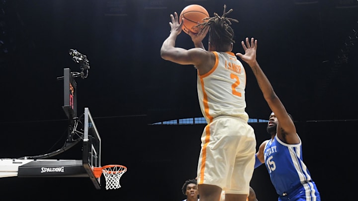 Mar 28, 2025; Indianapolis, IN, USA; Tennessee Volunteers guard Chaz Lanier (2) shoots the ball against the Kentucky Wildcats in the second half during a Midwest Regional semifinal of the 2025 NCAA tournament at Lucas Oil Stadium. Mandatory Credit: Robert Goddin-Imagn Images Mar 28, 2025; Indianapolis, IN, USA; Tennessee Volunteers guard Chaz Lanier (2) shoots the ball against the Kentucky Wildcats in the second half during a Midwest Regional semifinal of the 2025 NCAA tournament at Lucas Oil Stadium. Mandatory Credit: Robert Goddin-Imagn Images