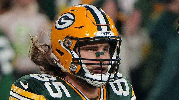 Green Bay Packers tight end Robert Tonyan