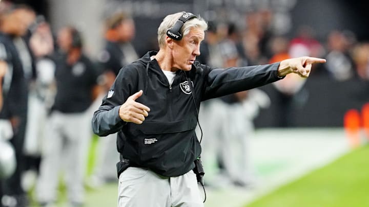Oct 12, 2025; Paradise, Nevada, USA; Las Vegas Raiders head coach Pete Carroll reacts on the sidelines during the second half against the Tennessee Titans at Allegiant Stadium. Mandatory Credit: Stephen R. Sylvanie-Imagn Images Oct 12, 2025; Paradise, Nevada, USA; Las Vegas Raiders head coach Pete Carroll reacts on the sidelines during the second half against the Tennessee Titans at Allegiant Stadium. Mandatory Credit: Stephen R. Sylvanie-Imagn Images