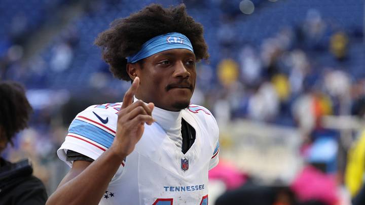 Oct 18, 2026; Indianapolis, Indiana, USA; Tennessee Titans wide receiver Carnell Tate (14) walks off the field after the game against the Indianapolis Colts at Lucas Oil Stadium. Mandatory Credit: Trevor Ruszkowski-Imagn Images Oct 18, 2026; Indianapolis, Indiana, USA; Tennessee Titans wide receiver Carnell Tate (14) walks off the field after the game against the Indianapolis Colts at Lucas Oil Stadium. Mandatory Credit: Trevor Ruszkowski-Imagn Images