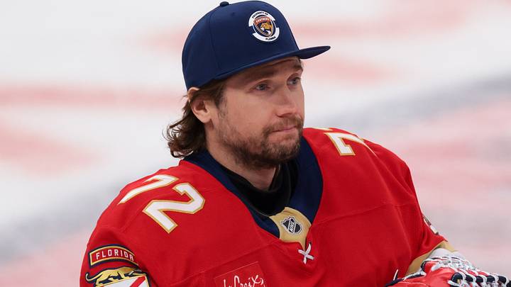 Apr 15, 2026; Sunrise, Florida, USA; Florida Panthers goaltender Sergei Bobrovsky (72) acknowledges the fans after the game against the Detroit Red Wings at Amerant Bank Arena. Mandatory Credit: Sam Navarro-Imagn Images Apr 15, 2026; Sunrise, Florida, USA; Florida Panthers goaltender Sergei Bobrovsky (72) acknowledges the fans after the game against the Detroit Red Wings at Amerant Bank Arena. Mandatory Credit: Sam Navarro-Imagn Images