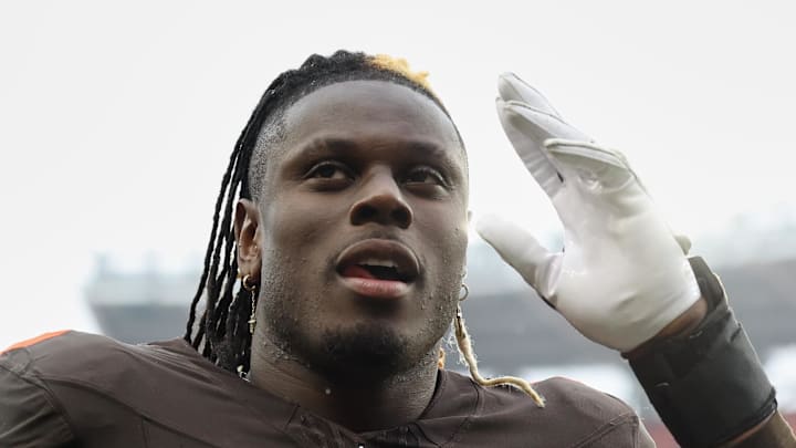 Dec 7, 2025; Cleveland, Ohio, USA; Cleveland Browns tight end David Njoku (85) walks off the field after the game against the Tennessee Titans at Huntington Bank Field. Mandatory Credit: Scott Galvin-Imagn Images Dec 7, 2025; Cleveland, Ohio, USA; Cleveland Browns tight end David Njoku (85) walks off the field after the game against the Tennessee Titans at Huntington Bank Field. Mandatory Credit: Scott Galvin-Imagn Images