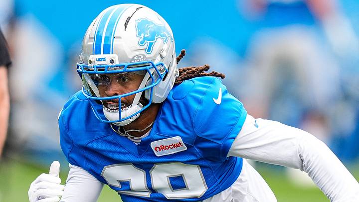 Detroit Lions cornerback Avonte Maddox (29) practices during training camp at Allen Park Performance Center