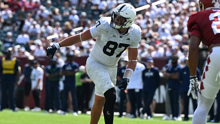 COLLEGE FOOTBALL: SEP 12 Penn State at Temple