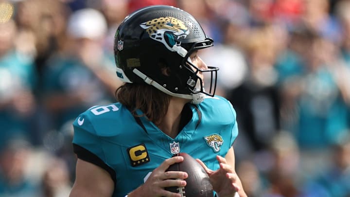 Jan 11, 2026; Jacksonville, FL, USA; Jacksonville Jaguars quarterback Trevor Lawrence (16) looks to pass the ball during the first half against the Buffalo Bills in an AFC Wild Card Round game at EverBank Stadium. Mandatory Credit: Nathan Ray Seebeck-Imagn Images Jan 11, 2026; Jacksonville, FL, USA; Jacksonville Jaguars quarterback Trevor Lawrence (16) looks to pass the ball during the first half against the Buffalo Bills in an AFC Wild Card Round game at EverBank Stadium. Mandatory Credit: Nathan Ray Seebeck-Imagn Images
