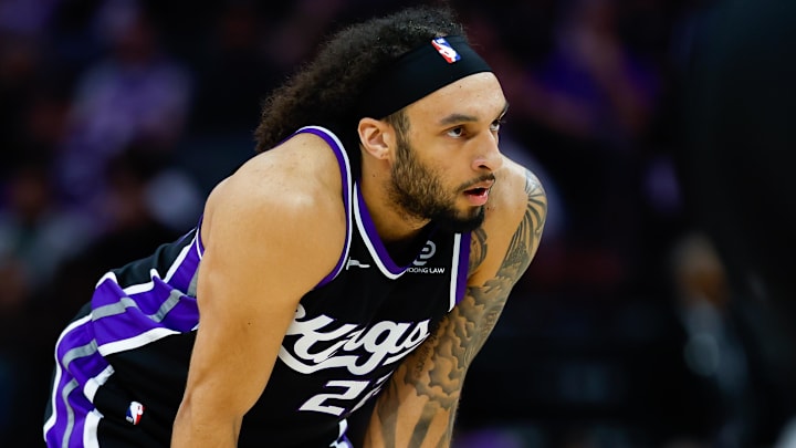Mar 10, 2026; Sacramento, California, USA; Sacramento Kings guard Devin Carter (22) catches his breath during the third quarter against the Indiana Pacers at Golden 1 Center. Mandatory Credit: Sergio Estrada-Imagn Images