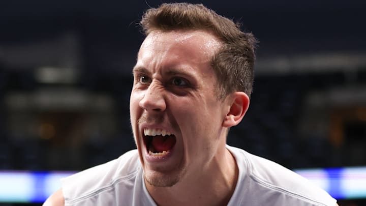 Detroit Pistons v Dallas Mavericks Detroit Pistons v Dallas Mavericks