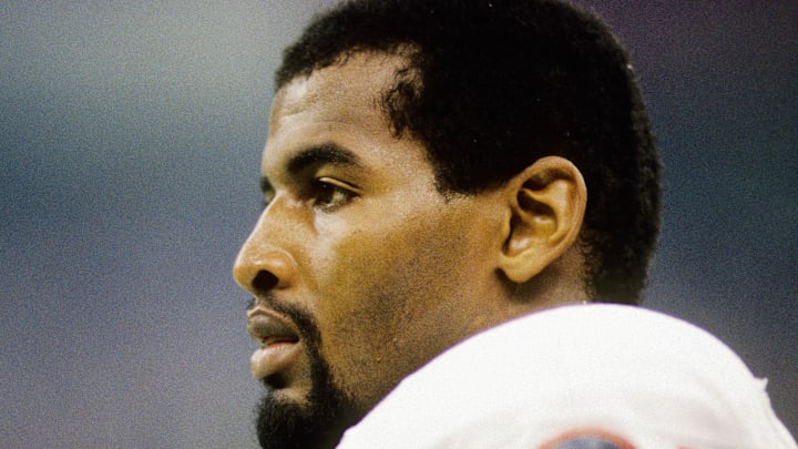 Chicago Bears defensive end Richard Dent