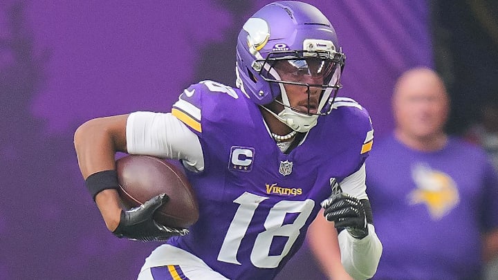 Vikings WR Justin Jefferson moved back into Michael Fabiano's top 10 in his latest fantasy wide receiver rankings.