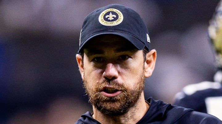 Sep 8, 2024; New Orleans, Louisiana, USA; New Orleans Saints offensive coordinator Klint Kubiak reacts against the Carolina Panthers during the pregame at Caesars Superdome. Mandatory Credit: Stephen Lew-Imagn Images Sep 8, 2024; New Orleans, Louisiana, USA; New Orleans Saints offensive coordinator Klint Kubiak reacts against the Carolina Panthers during the pregame at Caesars Superdome. Mandatory Credit: Stephen Lew-Imagn Images