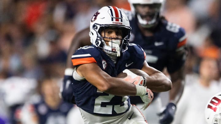Auburn Tigers running back Jeremiah Cobb led the way with 121 yards on Saturday.